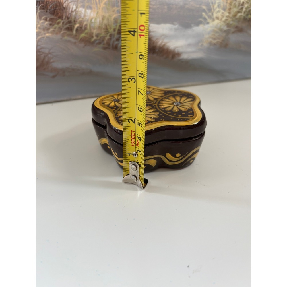 Vintage Hand Painted Terracotta Trinket Box Scalloped Flower Yellow Brown 4in - Picture 7 of 7